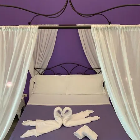 Duca Di Uzeda Nocleg ze śniadaniem 4*